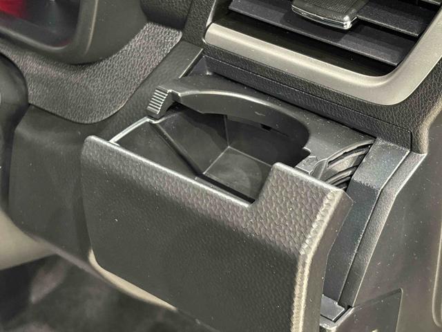 トール カスタムＧ　ＬＥＤヘッドランプ・フォグランプ　　１４インチアルミホイール　オートライト　プッシュボタンスタート　クルーズコントロール　　コーナーセンサー　パワースライドドア　キーフリーシステム（25枚目）