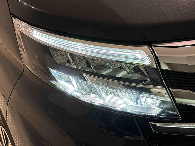 トール カスタムＧ　ＬＥＤヘッドランプ・フォグランプ　　１４インチアルミホイール　オートライト　プッシュボタンスタート　クルーズコントロール　　コーナーセンサー　パワースライドドア　キーフリーシステム（44枚目）