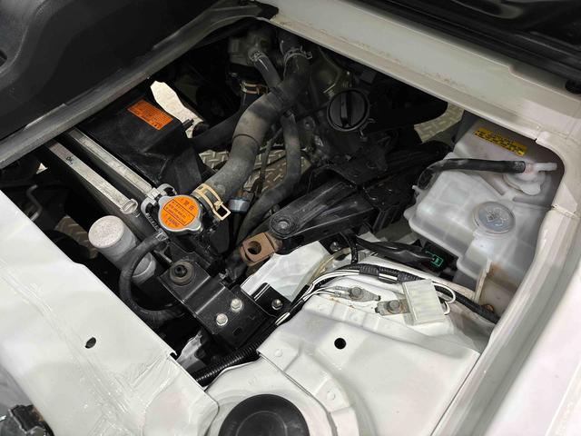 ハイゼットトラック スタンダード 農用スペシャル AM・FMラジオ 4WD ハロゲンヘッドランプ トップシェイドガラス 大型荷台作業灯 運転席バニティミラー AM・FMラジオ ガードフレーム スペアタイヤ(39枚目)