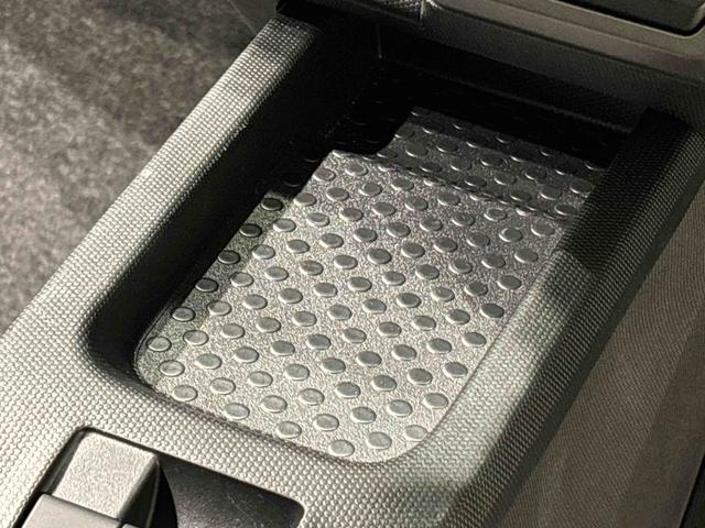 タフト Ｇ　クロムベンチャー　バックモニター対応　シートヒーター　スカイフィールトップ　クロムパック　メッキパック　シルバーアンダーガーニッシュ　インテリアアクセント　ＬＥＤオートライト＆フォグランプ　電動パーキングブレーキ　バックカメラ　アルミホイール（19枚目）