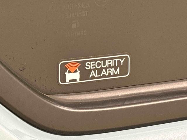 タフト Ｇ　クロムベンチャー　バックモニター対応　シートヒーター　スカイフィールトップ　クロムパック　メッキパック　シルバーアンダーガーニッシュ　インテリアアクセント　ＬＥＤオートライト＆フォグランプ　電動パーキングブレーキ　バックカメラ　アルミホイール（40枚目）