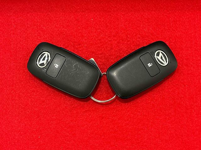 タフト Ｇ　クロムベンチャー　バックモニター対応　シートヒーター　スカイフィールトップ　クロムパック　メッキパック　シルバーアンダーガーニッシュ　インテリアアクセント　ＬＥＤオートライト＆フォグランプ　電動パーキングブレーキ　バックカメラ　アルミホイール（48枚目）