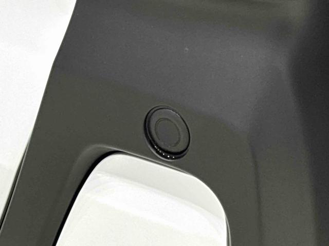 タント ファンクロスターボ　プッシュボタンスタート　オートエアコン　ＬＥＤオートライト　パワースライドドアウェルカムオープン機能　オート電動格納式ドアミラー　助手席ロングスライド　助手席イージークローザー　運転席助手席シートヒーター　アルミホイル　キーフリーシステム（37枚目）