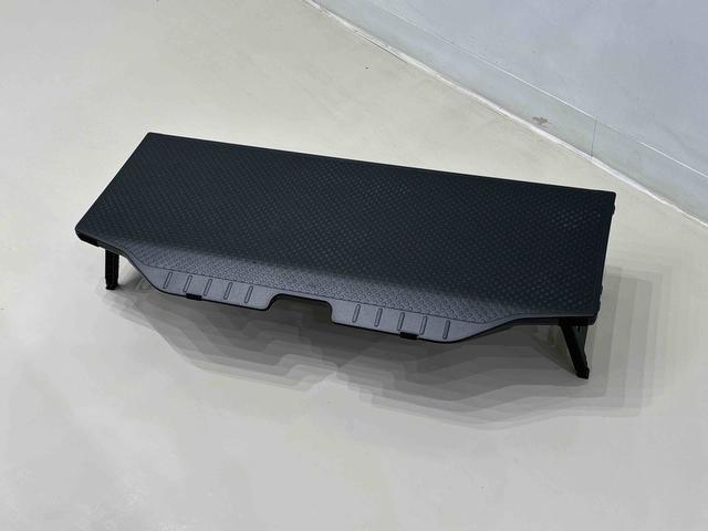 タント ファンクロスターボ　プッシュボタンスタート　オートエアコン　ＬＥＤオートライト　パワースライドドアウェルカムオープン機能　オート電動格納式ドアミラー　助手席ロングスライド　助手席イージークローザー　運転席助手席シートヒーター　アルミホイル　キーフリーシステム（39枚目）