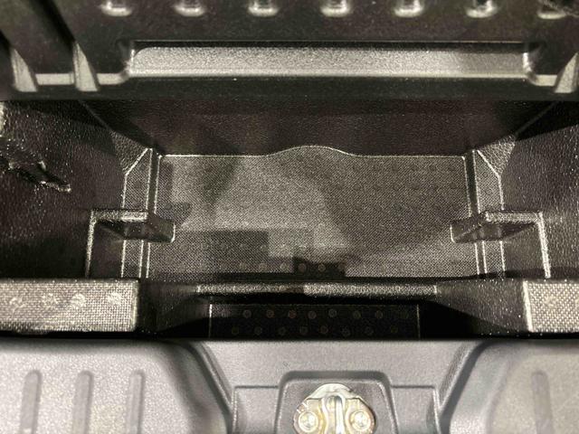 ムーヴキャンバス ストライプスG LEDオートライト・フォグランプ 電動パーキングブレーキ プッシュボタンスタート セキュリティアラーム バックカメラ 両側パワースライドドアウエルカムオープン機能 オート電動格納式ドアミラー(40枚目)