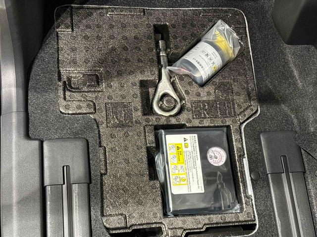 タント Ｘ　バックカメラ　前席シートヒーター　左側パワースライドドア　ＬＥＤオートライト　パワースライドドアウェルカムオープン機能　電動格納式ドアミラー　助手席ロングスライド　助手席イージークローザー　　セキュリティアラーム　キーフリーシステム（33枚目）