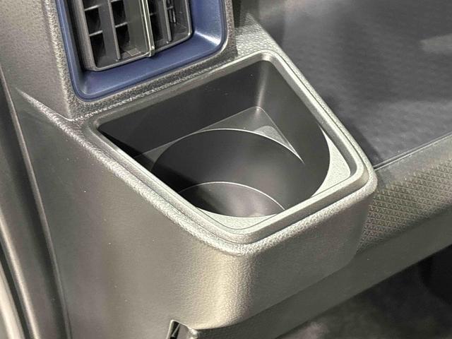 タント カスタムＲＳ　両側パワースライドドア　ターボ付き　パノラマモニター対応純正ナビ装着用アップグレードパック　運転席・助手席シートヒーター　本革巻ステアリングホイール　電動パーキングブレーキブレーキ　オートブレーキホールド機能　オートライト（33枚目）