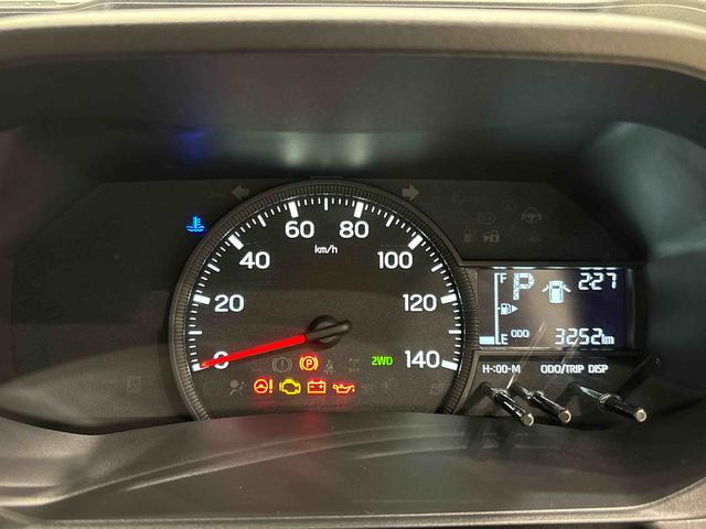 ハイゼットトラック スタンダード 4WD コーナーセンサー AM/FMラジオ ハロゲンヘッドランプ トップシェイドガラス 運転席SRSエアバック バックソナー 電動式パワーステアリング AM/FMラジオ VSC&TRC(23枚目)