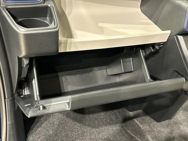 タント Ｘ　バックカメラ　電動パーキングブレーキ　左側パワースライド　ＬＥＤオートライト　パワースライドドアウェルカムオープン機能　電動格納式ドアミラー　助手席ロングスライド　助手席イージークローザー　　セキュリティアラーム　キーフリーシステム（32枚目）