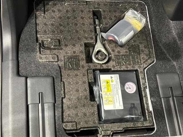 タント Ｘ　バックカメラ　電動パーキングブレーキ　左側パワースライド　ＬＥＤオートライト　パワースライドドアウェルカムオープン機能　電動格納式ドアミラー　助手席ロングスライド　助手席イージークローザー　　セキュリティアラーム　キーフリーシステム（33枚目）