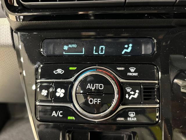 タント カスタムＲＳ　バックカメラ付き　前席シートヒーター　ＬＥＤオートライト　パワースライドドアウェルカムオープン機能　電動パーキングブレーキ　運転席助手席シートヒーター　アルミホイール　キーフリーシステム　　オート電動格納式ドアミラー（17枚目）
