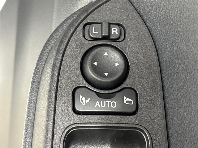 タント カスタムＲＳ　バックカメラ付き　前席シートヒーター　ＬＥＤオートライト　パワースライドドアウェルカムオープン機能　電動パーキングブレーキ　運転席助手席シートヒーター　アルミホイール　キーフリーシステム　　オート電動格納式ドアミラー（24枚目）