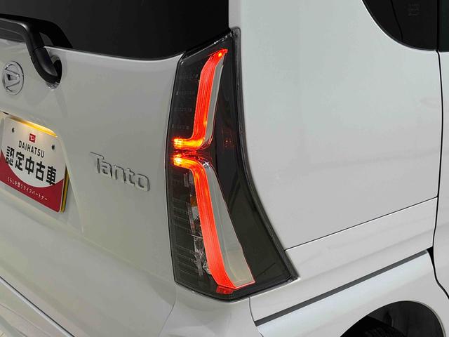 タント カスタムＲＳ　パノラマモニター対応カメラ　ＬＥＤオートライト　パワースライドドアウェルカムオープン機能　電動パーキングブレーキ　運転席助手席シートヒーター　アルミホイール　キーフリーシステム　　オート電動格納式ドアミラー（51枚目）