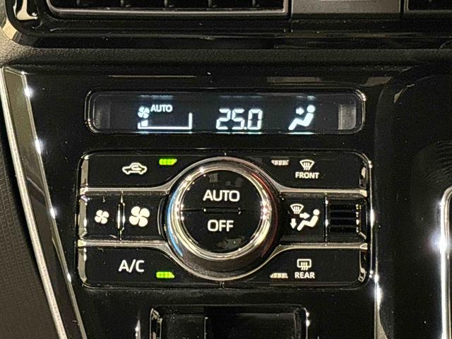 タント カスタムＲＳ　　Ｂカメラ　両側電動スライドドア　ターボ車　ＬＥＤオートライト　パワースライドドアウェルカムオープン機能　オート電動格納式ドアミラー　助手席ロングスライド　助手席イージークローザー　アルミホイール　キーフリーシステム　前席シートヒーター（16枚目）