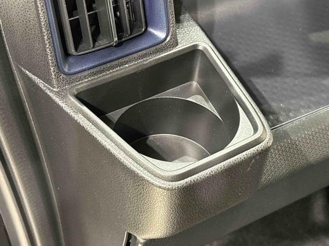 タント カスタムＲＳ　　Ｂカメラ　両側電動スライドドア　ターボ車　ＬＥＤオートライト　パワースライドドアウェルカムオープン機能　オート電動格納式ドアミラー　助手席ロングスライド　助手席イージークローザー　アルミホイール　キーフリーシステム　前席シートヒーター（31枚目）