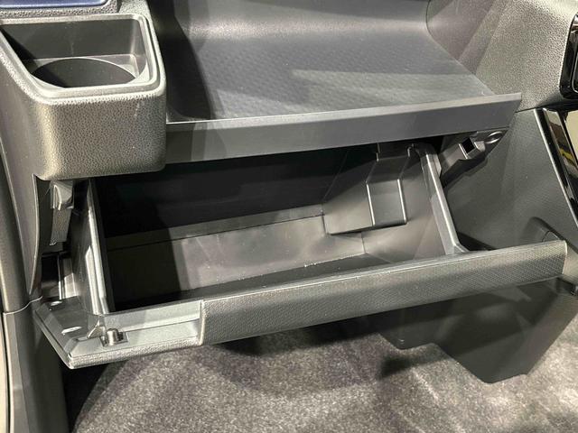 タント カスタムＲＳ　　Ｂカメラ　両側電動スライドドア　ターボ車　ＬＥＤオートライト　パワースライドドアウェルカムオープン機能　オート電動格納式ドアミラー　助手席ロングスライド　助手席イージークローザー　アルミホイール　キーフリーシステム　前席シートヒーター（32枚目）