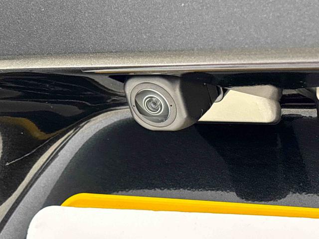 タント カスタムＲＳ　パノラマモニター対応カメラ　ＬＥＤオートライト　パワースライドドアウェルカムオープン機能　オート電動格納式ドアミラー　助手席ロングスライド　助手席イージークローザー　アルミホイール　キーフリーシステム（10枚目）