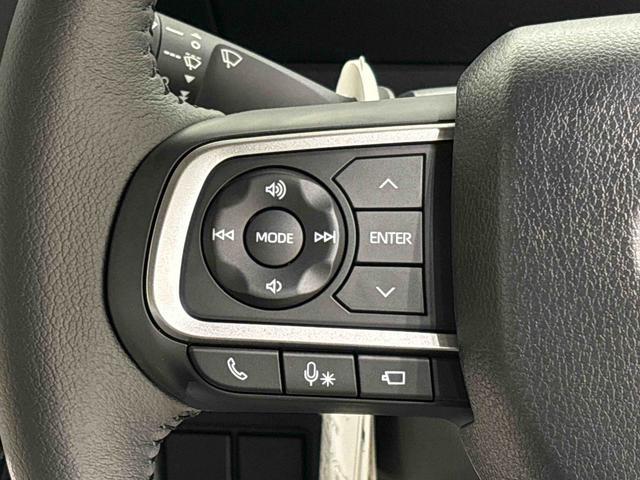 タント カスタムＲＳ　パノラマモニター対応カメラ　ＬＥＤオートライト　パワースライドドアウェルカムオープン機能　オート電動格納式ドアミラー　助手席ロングスライド　助手席イージークローザー　アルミホイール　キーフリーシステム（15枚目）