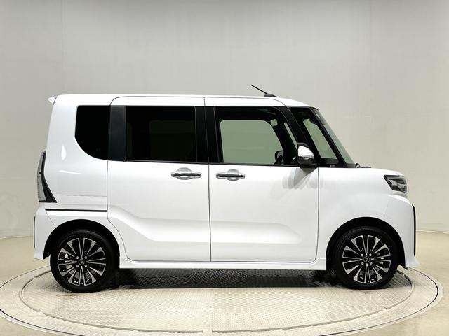 タント カスタムRS 4WD コーナーセンサー バックカメラ付き LEDオートライト パワースライドドアウェルカムオープン機能 電動パーキングブレーキ 運転席助手席シートヒーター アルミホイール キーフリーシステム オート電動格納式ドアミラー(7枚目)