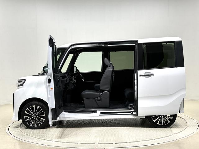 タント カスタムRS 4WD コーナーセンサー バックカメラ付き LEDオートライト パワースライドドアウェルカムオープン機能 電動パーキングブレーキ 運転席助手席シートヒーター アルミホイール キーフリーシステム オート電動格納式ドアミラー(8枚目)