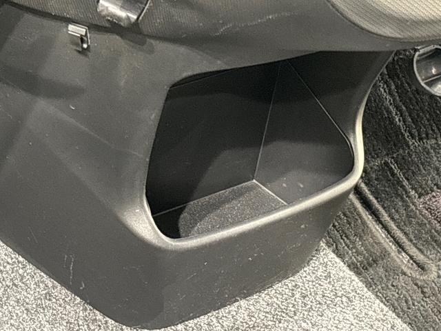 ムーヴ カスタム　ＲＳ　バックカメラ　ＥＴＣ車載器　オートエアコン　アルミホイール　オートライト　プッシュボタンスタート　セキュリティアラーム　運転席シートリフター　電動格納ドアミラー（28枚目）