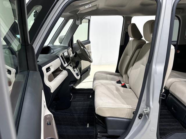 ムーヴキャンバス Ｇメイクアップリミテッド　ＳＡＩＩＩ　全方位モニターカメラ　ドライブレコーダー　後席両側パワースライドドア　ＬＥＤヘッドライト・フォグランプ　サイドエアバッグ　オートライト　オートエアコン　プッシュボタンスタート　キーフリーシステム（39枚目）