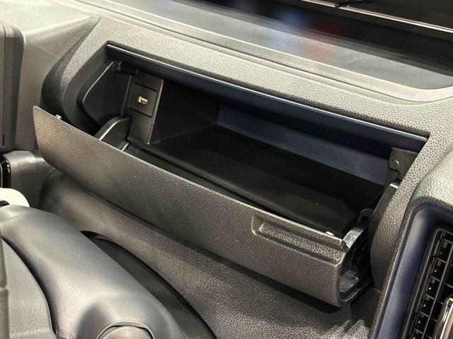 タント カスタムＲＳ　バックモニター対応カメラ　シートヒーター　ＬＥＤオートライト　パワースライドドアウェルカムオープン機能　電動パーキングブレーキ　運転席助手席シートヒーター　アルミホイール　キーフリーシステム　　オート電動格納式ドアミラー（26枚目）