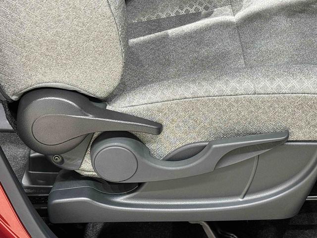 タント Ｘ　ＬＥＤオートライト　パワースライドドアウェルカムオープン機能　電動パーキングブレーキ　運転席助手席シートヒーター　　フルホイールキャツプ　キーフリーシステム　　オート電動格納式ドアミラー（28枚目）