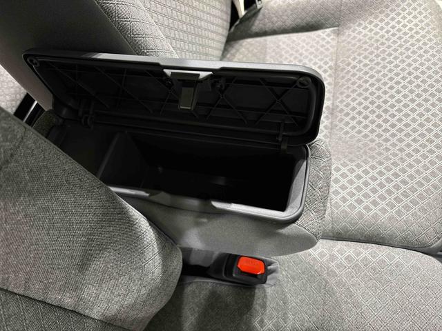 タント Ｘ　ＬＥＤオートライト　パワースライドドアウェルカムオープン機能　電動パーキングブレーキ　運転席助手席シートヒーター　　フルホイールキャツプ　キーフリーシステム　　オート電動格納式ドアミラー（30枚目）