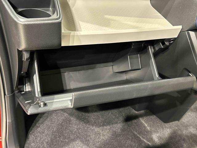 タント Ｘ　ＬＥＤオートライト　パワースライドドアウェルカムオープン機能　電動パーキングブレーキ　運転席助手席シートヒーター　　フルホイールキャツプ　キーフリーシステム　　オート電動格納式ドアミラー（32枚目）