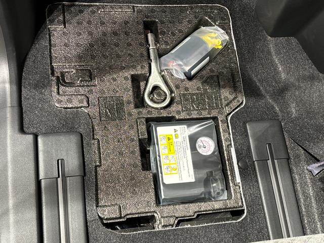 タント Ｘ　ＬＥＤオートライト　パワースライドドアウェルカムオープン機能　電動パーキングブレーキ　運転席助手席シートヒーター　　フルホイールキャツプ　キーフリーシステム　　オート電動格納式ドアミラー（33枚目）