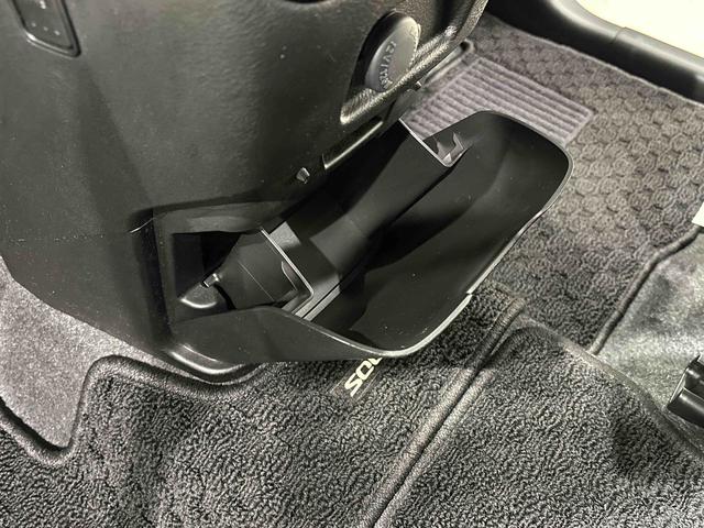 ソリオバンディット ハイブリッドMV ディユアルカメラサポート 2WD 両側電動スライドドア 全方位モニターカメラ アダプティブクルーズコントロール LEDヘッドランプ&フォグランプ カードナビゲーション ドライブレコーダー キーフリーシステム(31枚目)