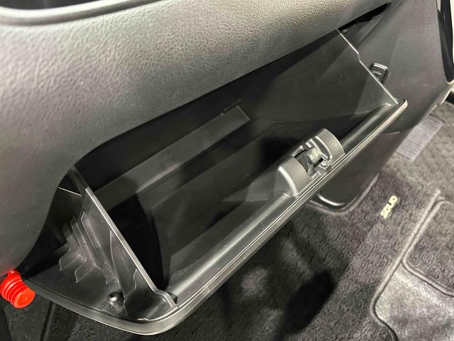 ソリオバンディット ハイブリッドMV ディユアルカメラサポート 2WD 両側電動スライドドア 全方位モニターカメラ アダプティブクルーズコントロール LEDヘッドランプ&フォグランプ カードナビゲーション ドライブレコーダー キーフリーシステム(33枚目)