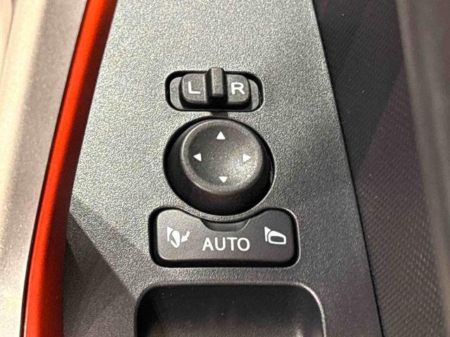 ロッキー X HEV ディスプレイオーディオ ドラレコ ETC LEDヘッドランプ アクティブマルチインフォメーションメーター アルミホイール オートライト プッシュボタンスタート(28枚目)