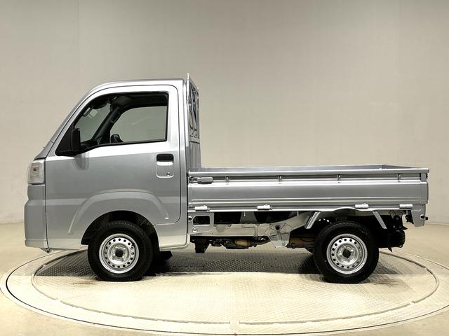 ハイゼットトラック スタンダード ハロゲンヘッドランプ 運転席SRSエアバック 電動式パワーステアリング AM/FMラジオ スペアタイヤ ガードフレーム(8枚目)