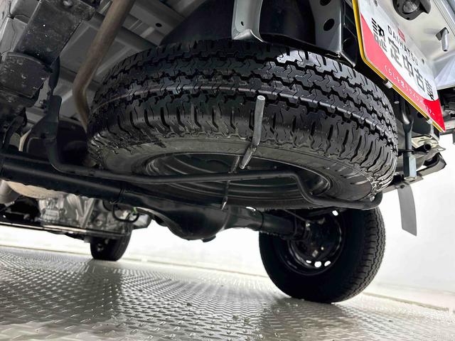 ハイゼットトラック スタンダード ハロゲンヘッドランプ 運転席SRSエアバック 電動式パワーステアリング AM/FMラジオ スペアタイヤ ガードフレーム(30枚目)