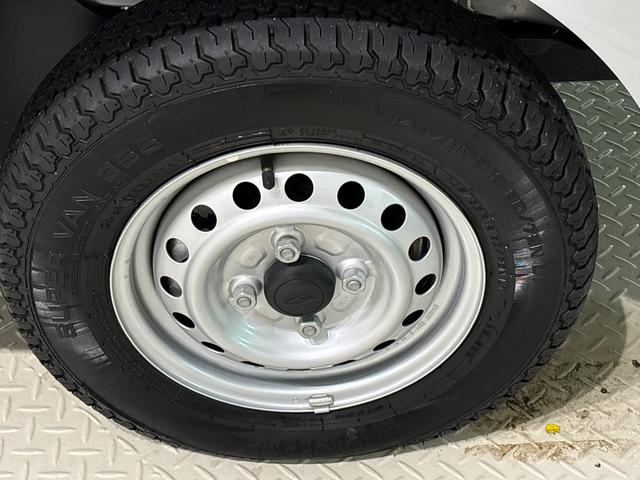 ハイゼットトラック スタンダード ハロゲンヘッドランプ 運転席SRSエアバック 電動式パワーステアリング AM/FMラジオ スペアタイヤ ガードフレーム(39枚目)