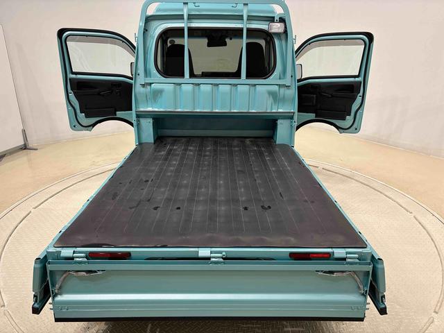 ハイゼットトラック ジャンボSAIIIt CDチューナー ETC車載器 LEDヘッドランプ LEDフォグランプ トップシェイドガラス 大型荷台作業灯 デュアルエアバック パワーウインドウ キーレスエントリー パワードアロック バックソナー VSC&TRC(31枚目)