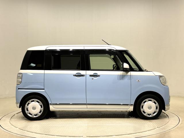 ムーヴキャンバス Ｘリミテッドメイクアップ　ＳＡＩＩＩ　２ＷＤ　ＣＶＴ車　両側電動スライドドア　マルチリフレクターハロゲンヘッドライト　ＬＥＤフォグランプ　社外品カードナビゲーション　バックカメラ　キーフリーシステム　電動格納ドアミラー（10枚目）