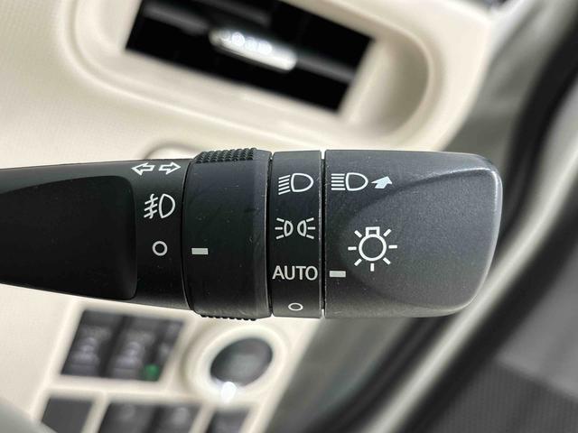 ムーヴキャンバス Ｘリミテッドメイクアップ　ＳＡＩＩＩ　２ＷＤ　ＣＶＴ車　両側電動スライドドア　マルチリフレクターハロゲンヘッドライト　ＬＥＤフォグランプ　社外品カードナビゲーション　バックカメラ　キーフリーシステム　電動格納ドアミラー（26枚目）