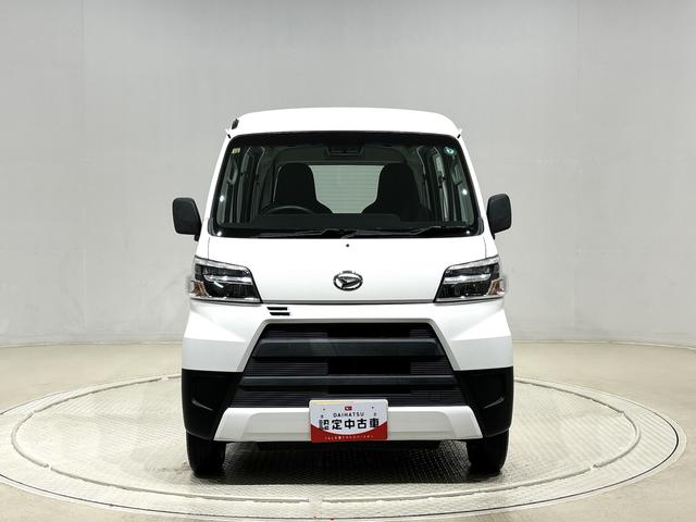 ハイゼットカーゴ スペシャルＳＡＩＩＩ　オートライト　ＥＴＣ車載器　ＬＥＤヘッドランプ　トップシェイドガラス　コーナーセンサー　オーバーヘッドシェルフ　ＡＭ／ＦＭラジオ　スチールホイール　マニュアルエアコン（6枚目）