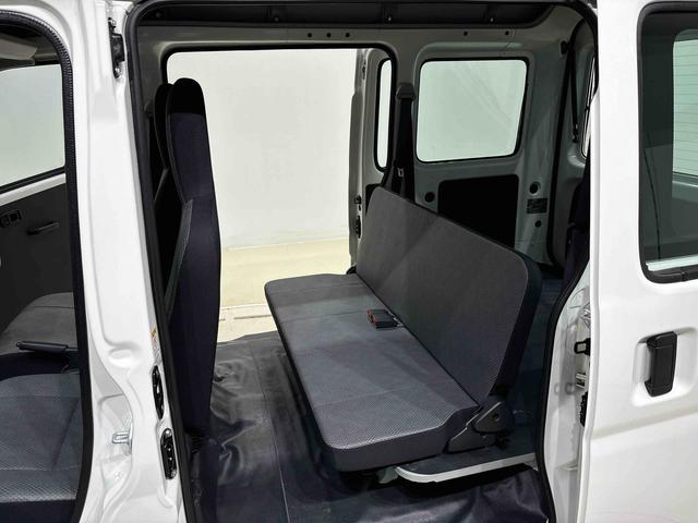 ハイゼットカーゴ スペシャルＳＡＩＩＩ　オートライト　ＥＴＣ車載器　ＬＥＤヘッドランプ　トップシェイドガラス　コーナーセンサー　オーバーヘッドシェルフ　ＡＭ／ＦＭラジオ　スチールホイール　マニュアルエアコン（31枚目）
