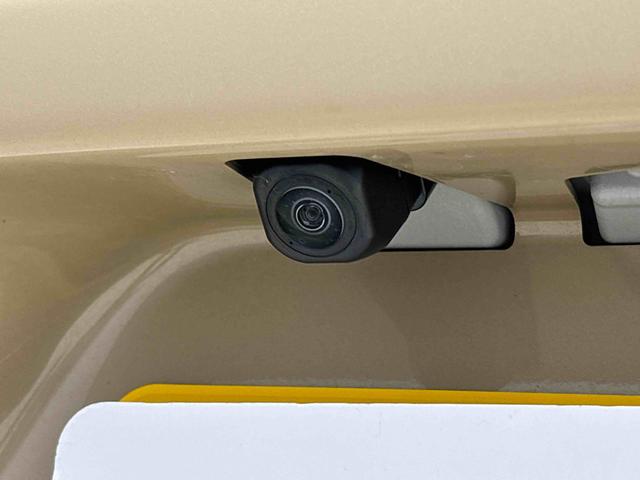 タント ファンクロス　バックモニター対応カメラ　ＬＥＤオートライト　電動パーキングブレーキ　運転席助手席シートヒーター　アルミホイール　キーフリーシステム　　オート電動格納式ドアミラー（10枚目）