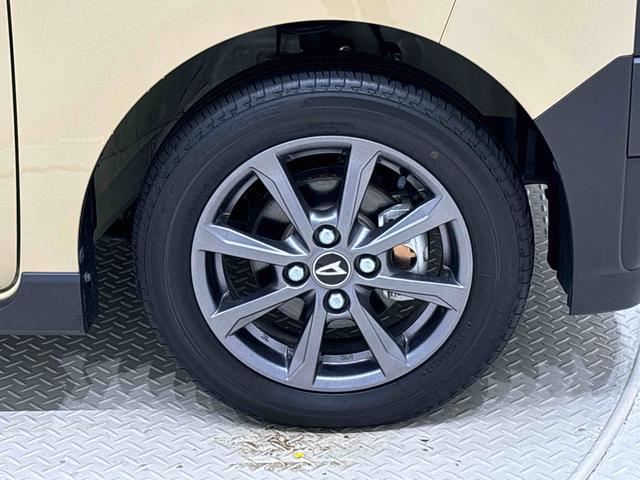 タント ファンクロス　バックモニター対応カメラ　ＬＥＤオートライト　電動パーキングブレーキ　運転席助手席シートヒーター　アルミホイール　キーフリーシステム　　オート電動格納式ドアミラー（49枚目）