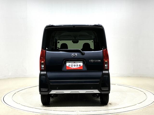 タント ファンクロス　２ＷＤ　ＣＶＴ車　両側電動スライドドア　キーシステム　キーシステム連動電動格納ドアミラー　運転席・助手席シートヒーター　バックカメラ　電動パーキングブレーキ（9枚目）