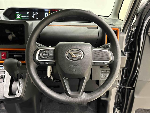タント ファンクロス　２ＷＤ　ＣＶＴ車　両側電動スライドドア　キーシステム　キーシステム連動電動格納ドアミラー　運転席・助手席シートヒーター　バックカメラ　電動パーキングブレーキ（12枚目）