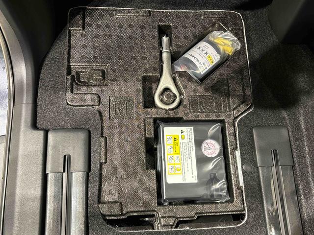 タント ファンクロス　２ＷＤ　ＣＶＴ車　両側電動スライドドア　キーシステム　キーシステム連動電動格納ドアミラー　運転席・助手席シートヒーター　バックカメラ　電動パーキングブレーキ（33枚目）