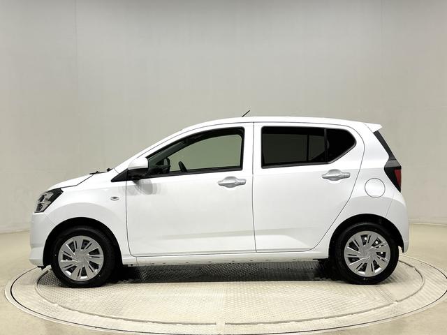 ミライース Ｘ　ＳＡＩＩＩ　ＬＥＤヘッドランプ　セキュリティアラーム　コーナーセンサー　１４インチフルホイールキャップ　キーレスエントリー　電動格納式ドアミラー　ショツピングフック　マニュアルエアコン（8枚目）