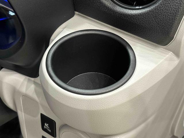 ミライース Ｘ　ＳＡＩＩＩ　ＬＥＤヘッドランプ　セキュリティアラーム　コーナーセンサー　１４インチフルホイールキャップ　キーレスエントリー　電動格納式ドアミラー　ショツピングフック　マニュアルエアコン（24枚目）