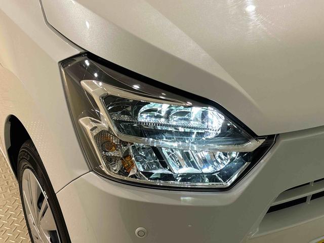 ミライース Ｘ　ＳＡＩＩＩ　ＬＥＤヘッドランプ　セキュリティアラーム　コーナーセンサー　１４インチフルホイールキャップ　キーレスエントリー　電動格納式ドアミラー　ショツピングフック　マニュアルエアコン（40枚目）